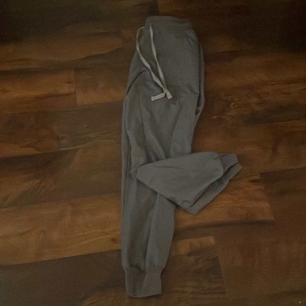 Figs Zamora Jiggers S/P